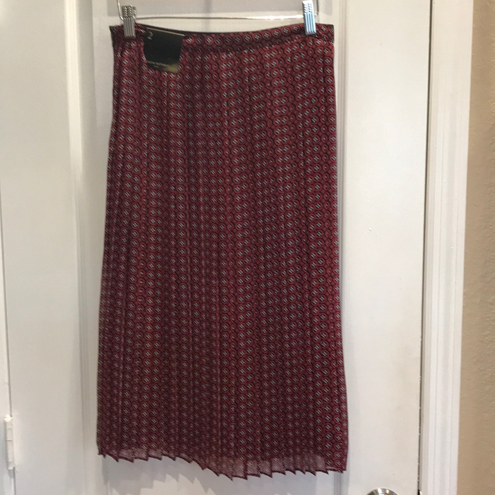 Banana Republic pleated skirt